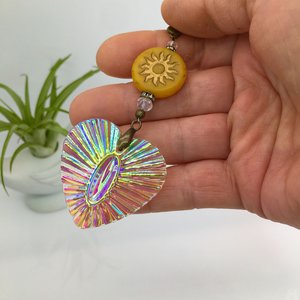 Sun Catcher, Fluted Crystal Heart, Crystal Hanging for Windows, Rainbow Maker, LG 50mm, Home, Garden, Valentine, Gift, 2 DirtyBirds Boutique