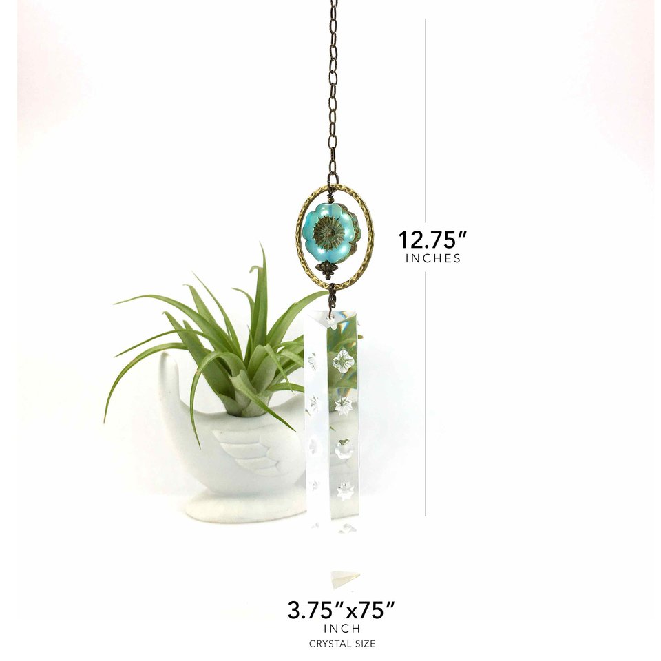 Vintage Crystal Prism Suncatcher: Flower Theme Window Garden Decor