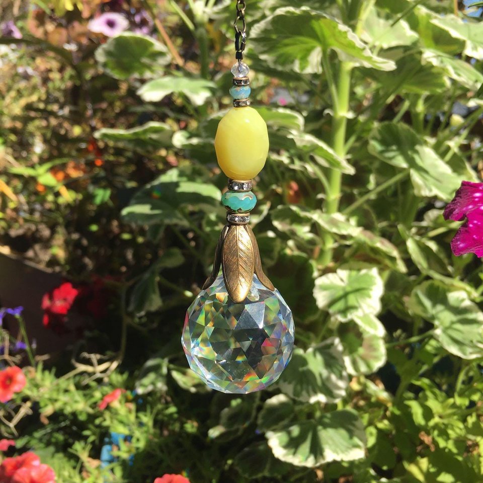 Lemon Jade Crystal Sun Catcher: 30mm Rainbow Prism Window Garden Decor