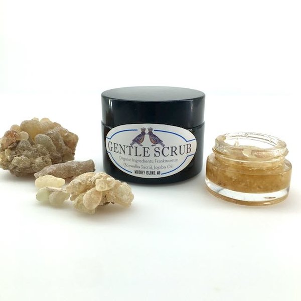 2 Dirty Birds handcrafted gentle face scrub