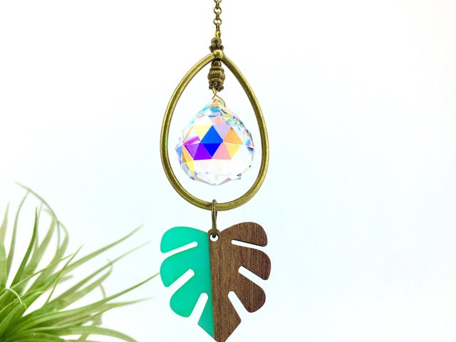 Monstera Leaf, Handmade Sun Catcher, Rainbow Maker, Crystal Hanging, 20mm, Crystal, Window Hanging, Garden, Gift, 2 Dirty Birds Boutique