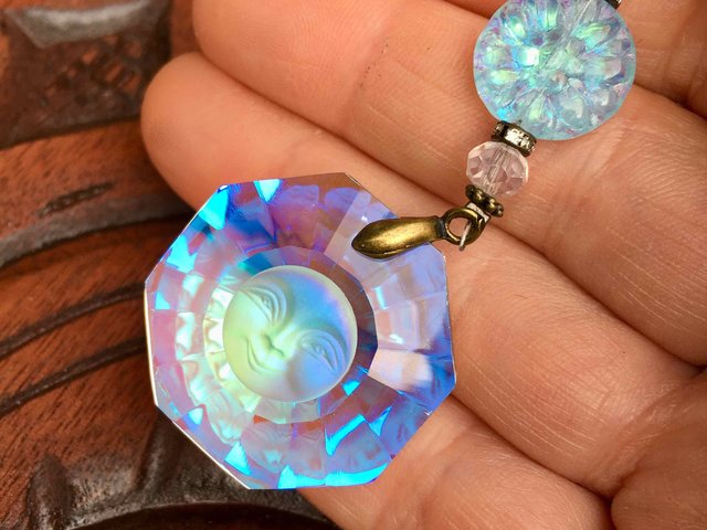 Sun Catcher for Windows, Moon Face, Crystal Hanging, Rainbow Maker, 30mm Crystal, Home, Window, Garden, Car, Gift, 2 DirtyBirds Boutique